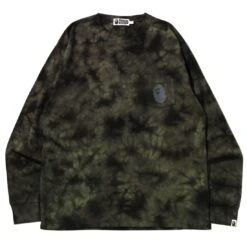 A Bathing Ape Men Tie Dye One Point Pocket Relaxed Fit Long Sleeve Tee (black)