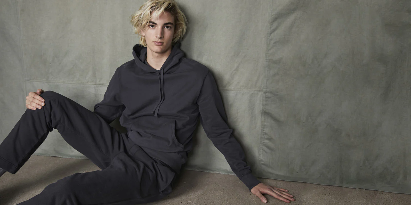 Our Apparel Shop -Our Apparel Shop EDITO FORMAT DESKTOP 4